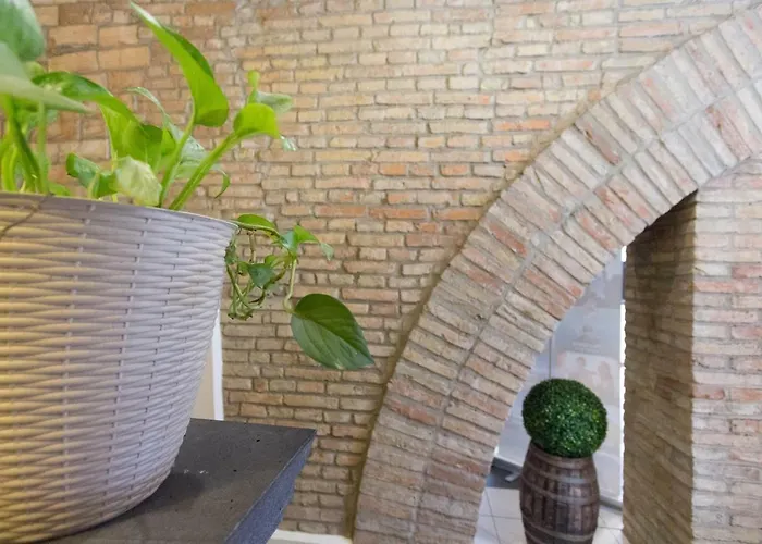 Arcobaleno بيت ضيافة كالياري