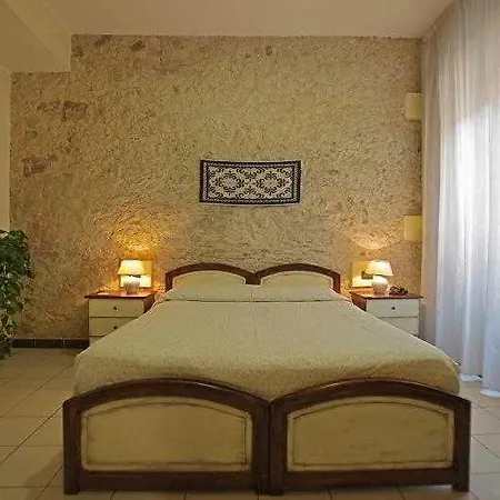 Πανσιόν Arcobaleno Κάλιαρι